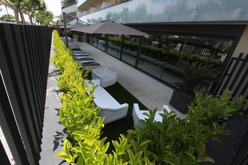 Apartamentos Cambrils Playa Spa Exterior photo