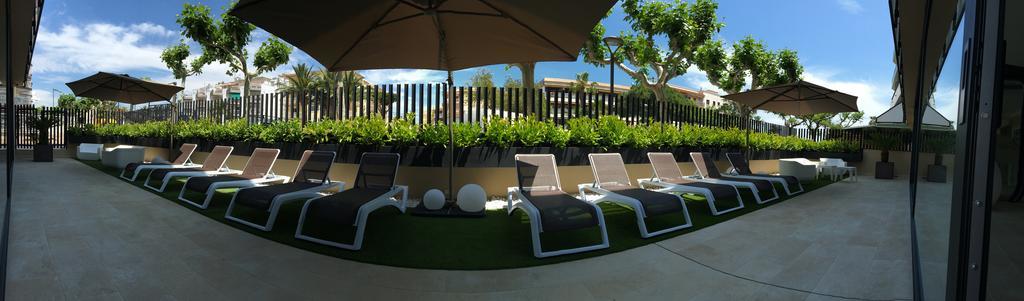Apartamentos Cambrils Playa Spa Exterior photo